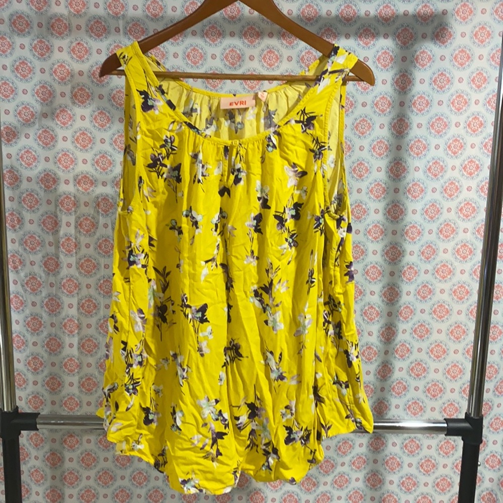 1x Evri dressy tank